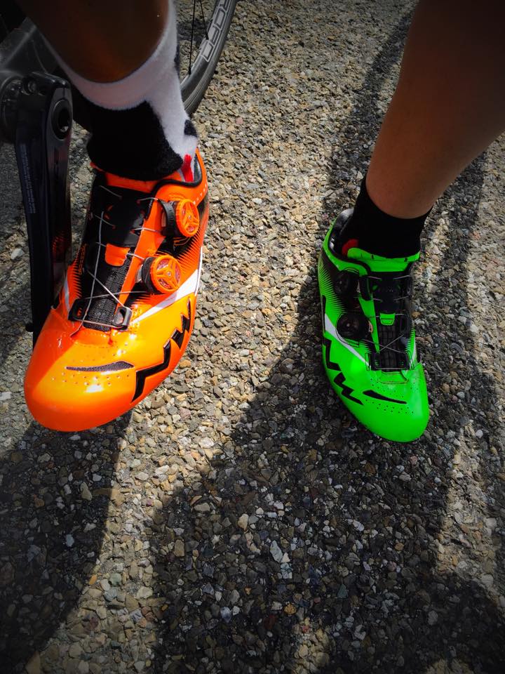 NWcycling's tweet photo. These two have been in volved in some great battles this season! #OrangeFluo vs #GreenPower
Pic: @laurentspiesser http://t.co/gpKCN2Ughr