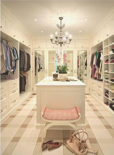 BadrDevelopment's tweet photo. Which closet #style would you go for: small, wide and #elegant or in between?#Closets http://t.co/JkHTsLEPI2