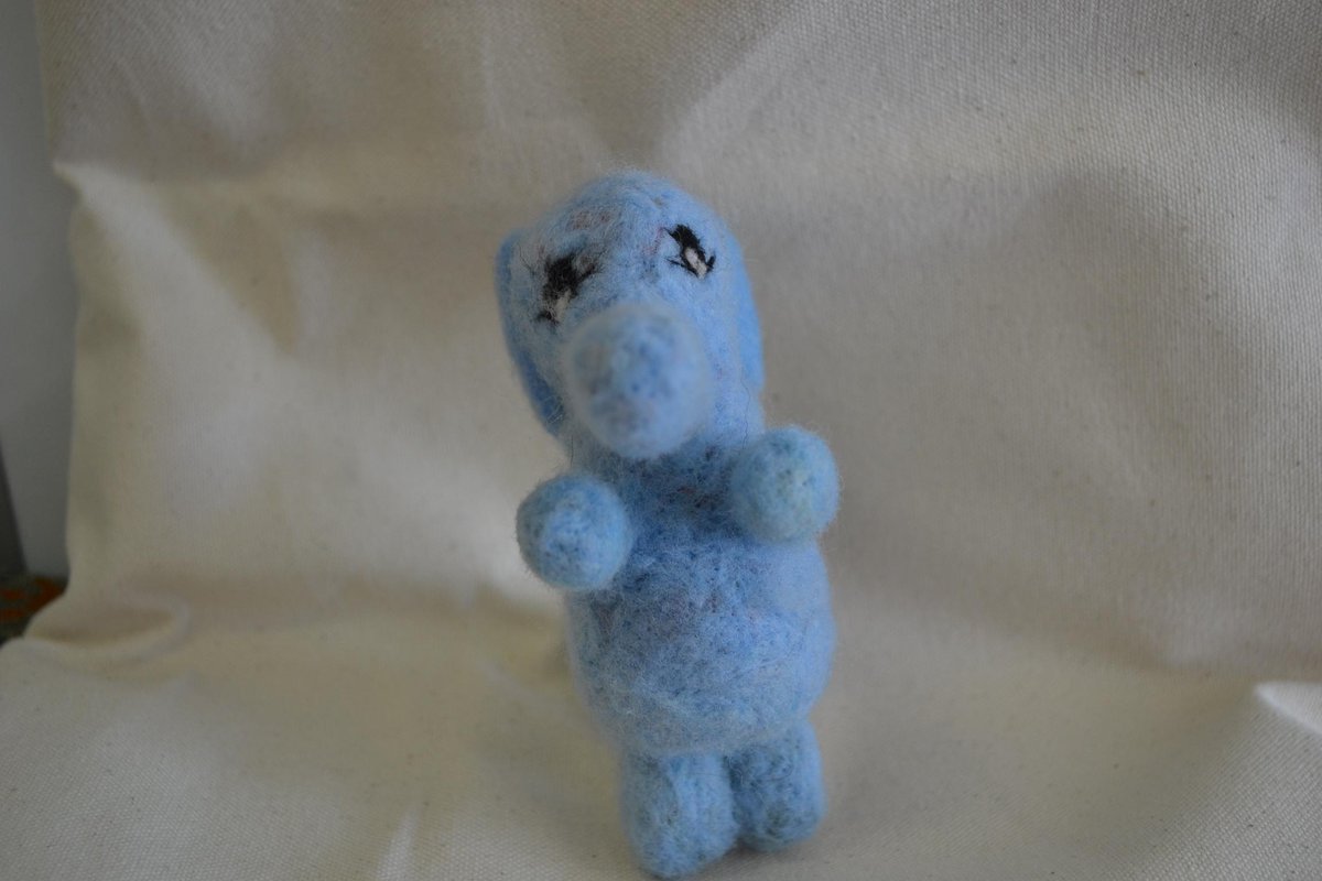 ColonelGrayArt's tweet photo. Check out some of the 3D felting projects made by the crafts classes! http://t.co/mUU1oMe9nR http://t.co/A8tS5LnnRs
