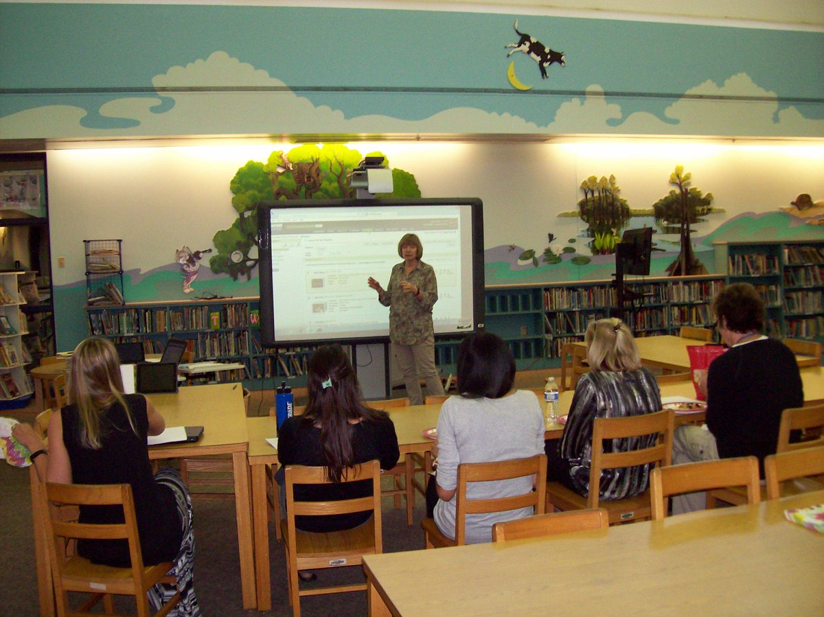 Safari Montage Lunch n Learn. With Pizza! <a href="/hoke/">Hoke Wilcox</a>