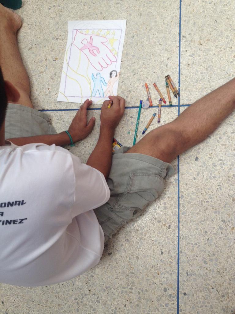 planfenix's tweet photo. Los valores son motivos de inspiración para los jóvenes del SAINA para desarrollar obras de programa ValorArte https://t.co/OFhqa3jFof
