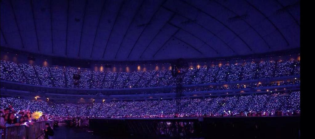 swiftsarcastic's tweet photo. STARTED FROM THE BOTTOM NOW WE'RE HERE http://t.co/PLIS0oDlqH