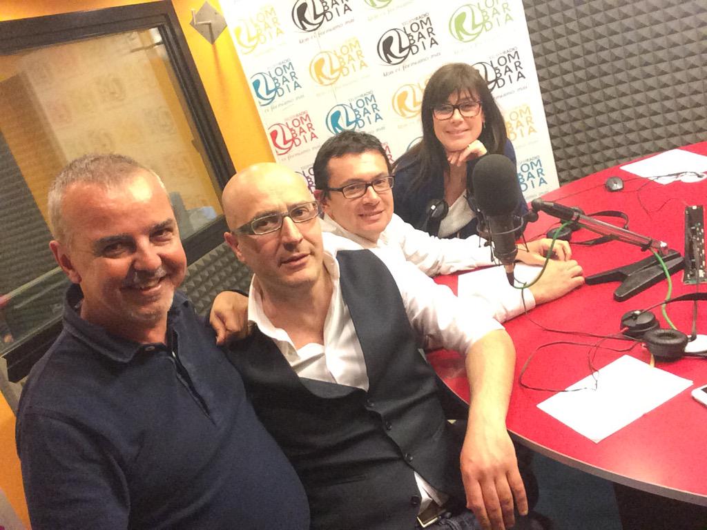LucaLevati1's tweet photo. Non c'è @RizziAlan e noi ci divertiamo con @SennaGianMarco @LegaNordMilano @Wgiungiincomune @PdMilano @Costa84Laura http://t.co/VxsCWklAUY