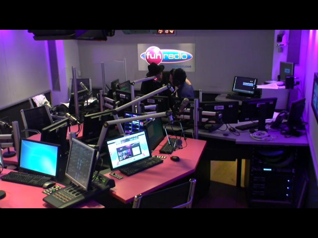 tommygarrixfr's tweet image. #Funradio #PartyFun Le dj  @quentinmosimann dj @Party_Fun dans la #funlist avec @JBFunRadio on @funradio_fr 💻😄😃😀😍👌🎧!!