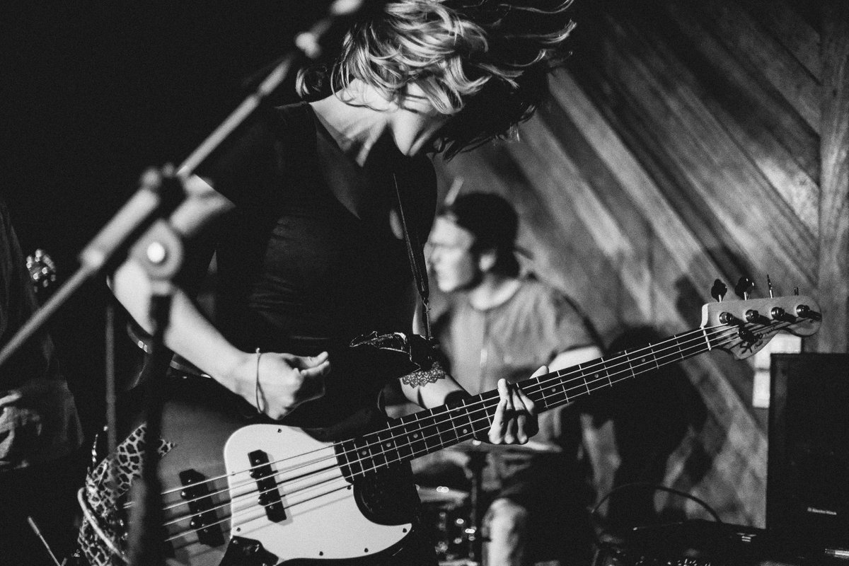 hopelessrecords's tweet image. .@MILKTEETHPUNX are killing it out in Europe on their tour with @titlefight! Thanks @joshuahalling for the photos!