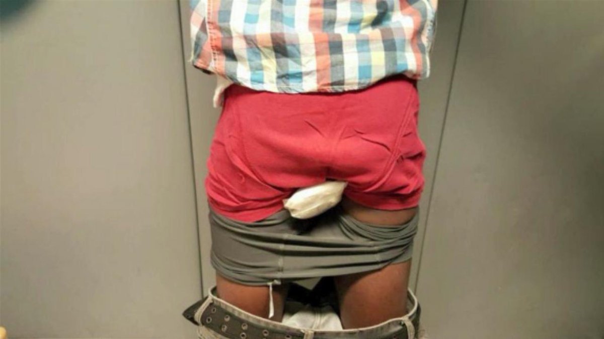 Man caught with a pound of cocaine in his underwear at JFK Airport in New York abc7.la/1E5r5TY