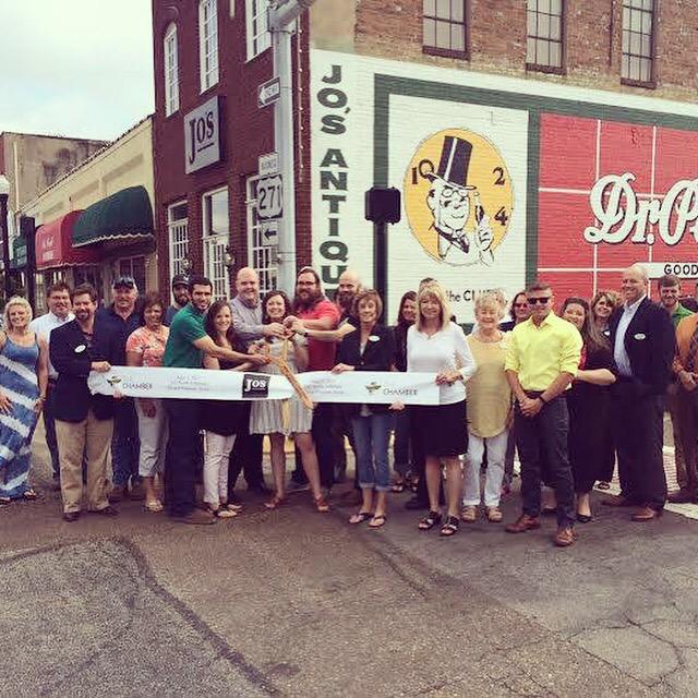 CenterChurchMP's tweet photo. So thankful to our awesome team that makes Jo's such an amazing place in and for our community! #gospelpeoplemovement http://t.co/QzUHkcoI11