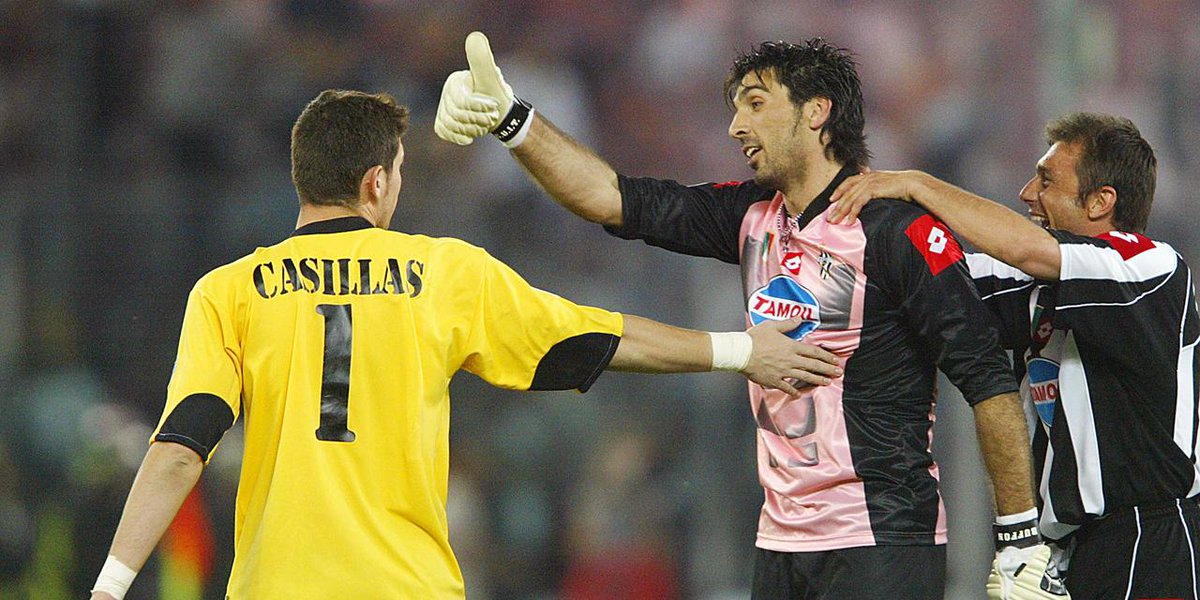 pobjetiva's tweet photo. HISTORIA|
En 2005, la Juventus elimino al Real Madrid, solo Buffon y Casillas sobreviven de aquel entonces. http://t.co/QXTjHZbkEQ