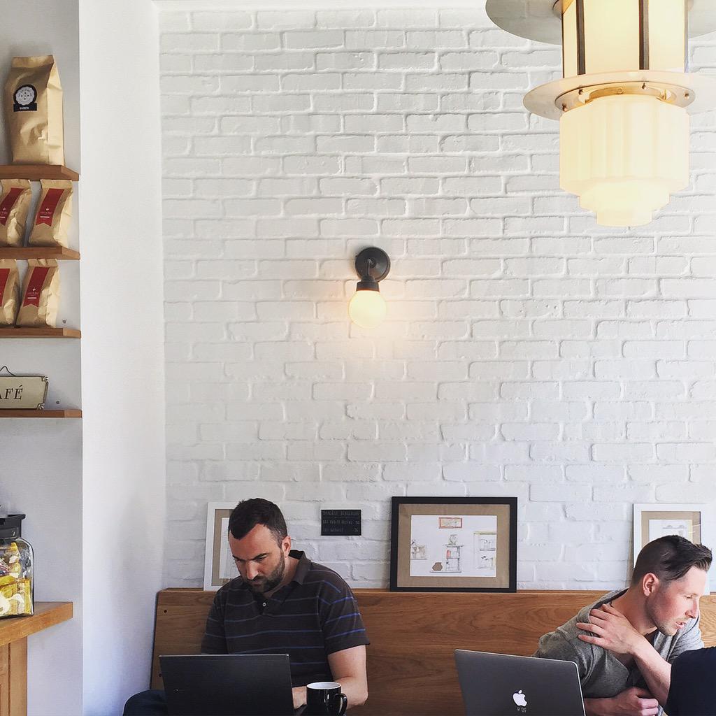 Le nouveau café de <a href="/liliandoli/">Lili & Oli</a> est déjà ouvert! 2713, rue Notre-Dame Ouest #mtlcafelove