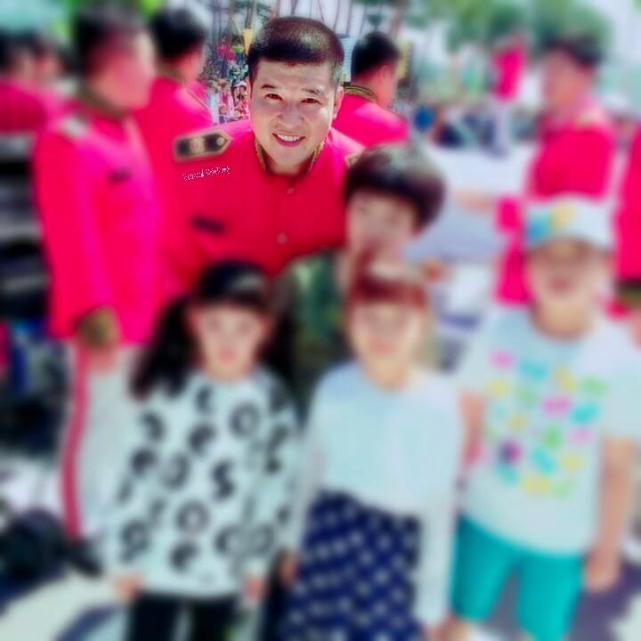 kisseuhae_'s tweet photo. RT @BelovedShinDong: =150505 Shindong with Children= #shindong #D598 http://t.co/kM53DYQyQ5