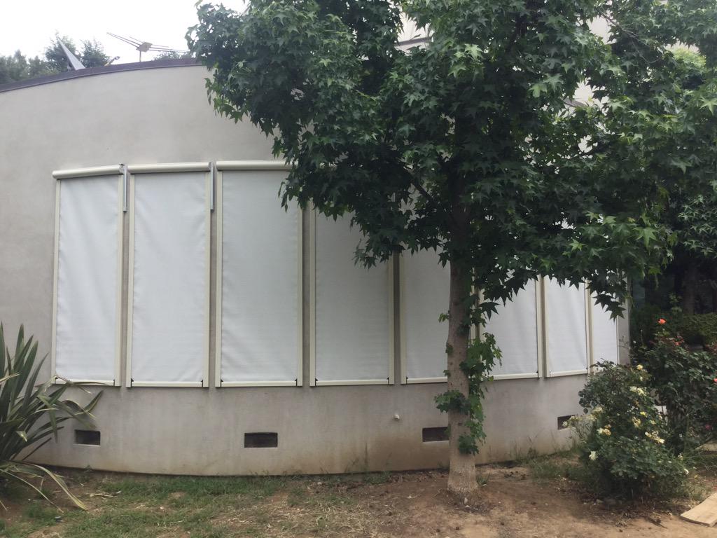 socalscreen's tweet photo. Wrapped up this beauty today. 8 Rainier solar powered shades. "Block the Sun, not the View! #solarshades #summer http://t.co/kPKGsmXTFz