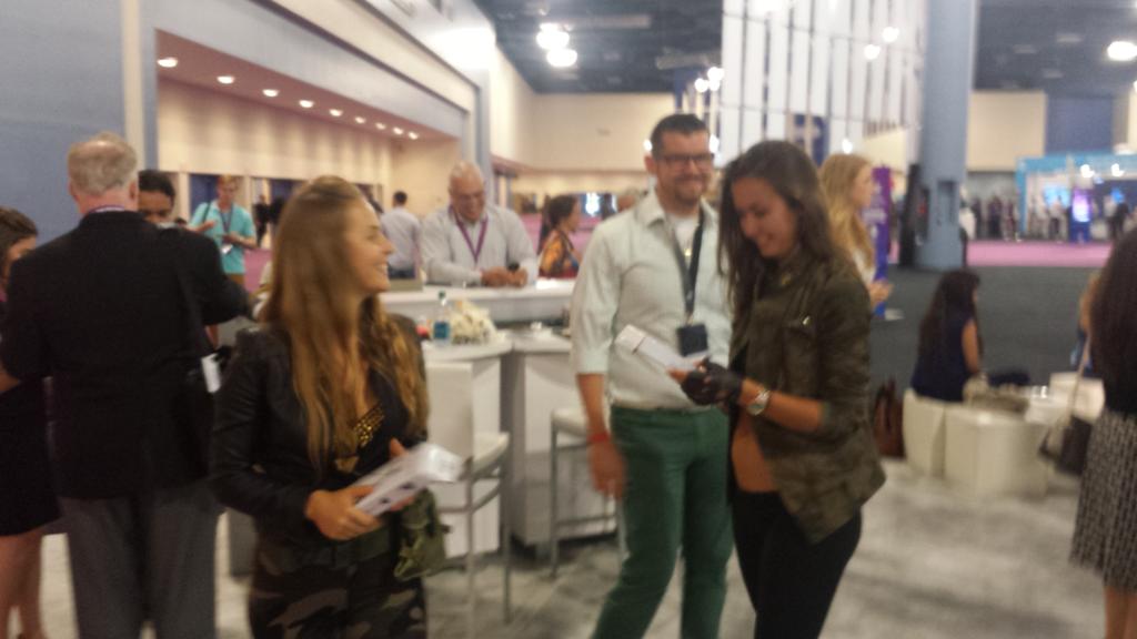 JNerenberg3's tweet image. #sitsnaked #clientinteraction #buildingrelationships