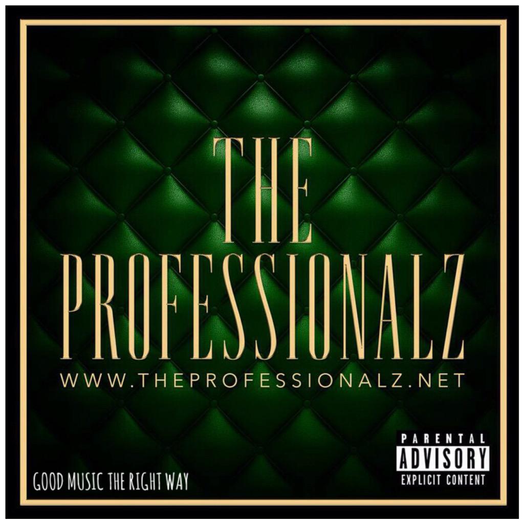 djwax45's tweet photo. @WHOAFM @kcsmith77 @Jenni_Lioness @DarlingxKing @MaxAndSwitch #theprofessionalz live @ 10..... http://t.co/zpl5E27ue4