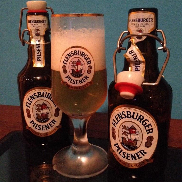 InkicInko's tweet image. Kazes PROMOCIJA FLENSA U PROPAGANDI, U JEVREMOVOJ 7? Kazes, subota u 2100???