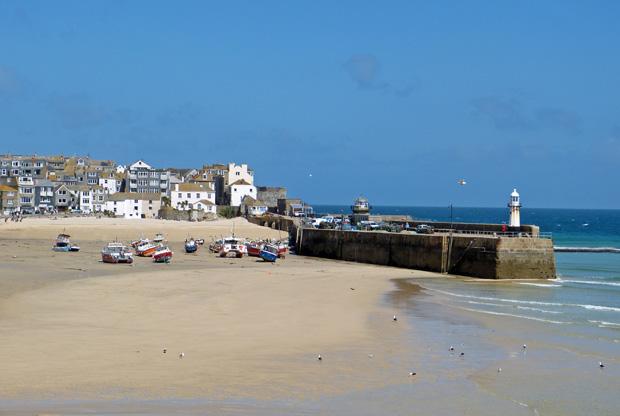 WMNNews's tweet photo. Got any pictures of the #SouthWest's ports and harbours looking rather splendid? Send them in http://t.co/MzwjZPdAS4 http://t.co/TtW1lzWUCY