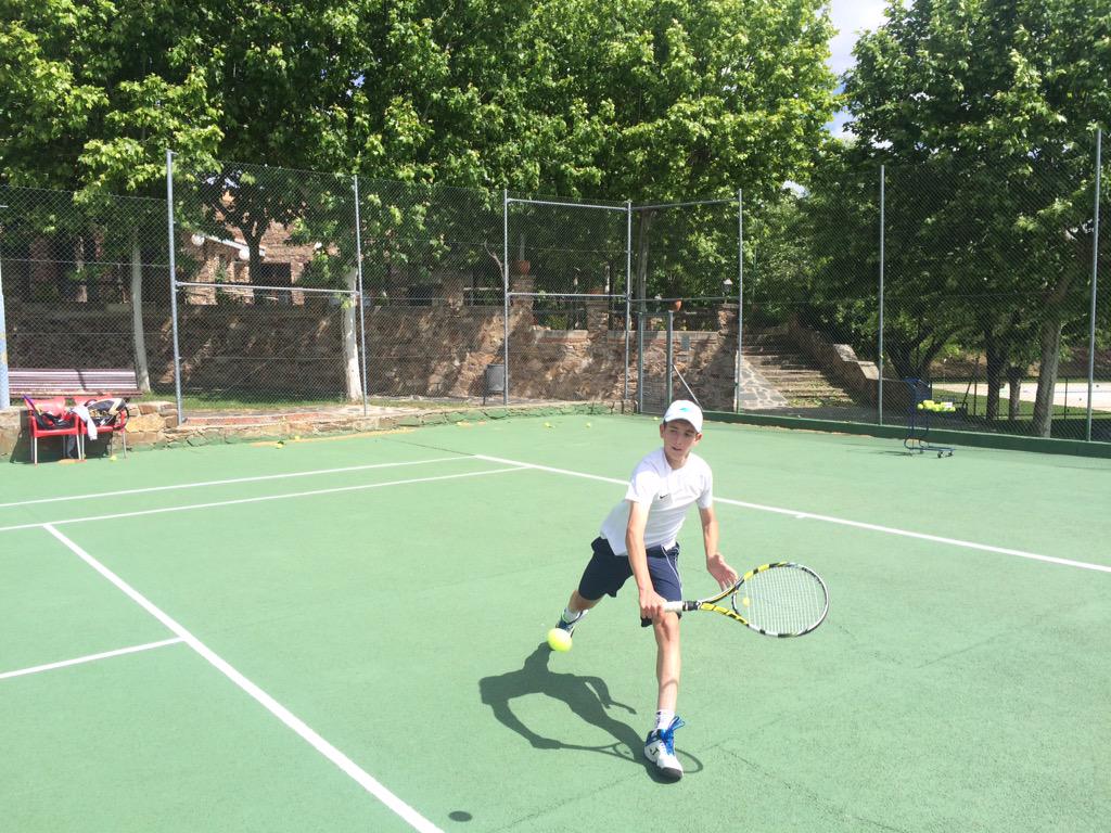 Escuela ACE tweet media