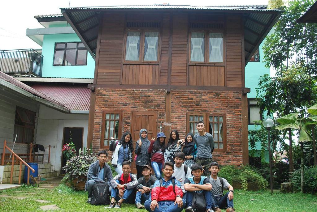 adoffoxist's tweet photo. See you liburan tahun depan 🙌💃 http://t.co/PuOwUscM1v
