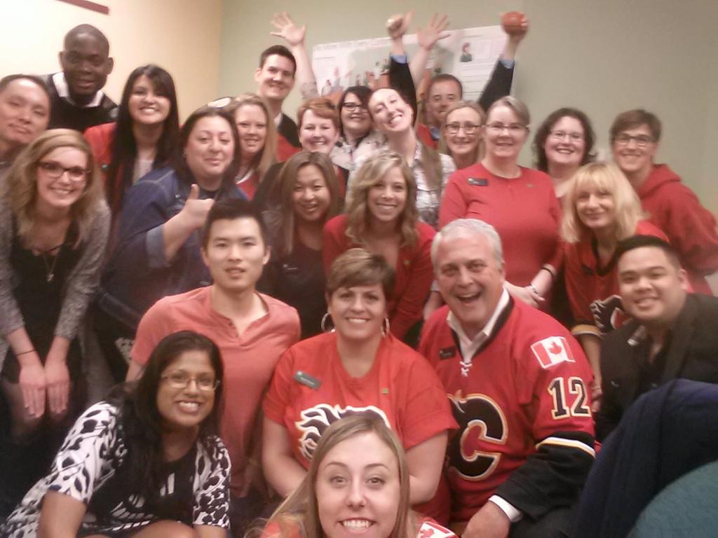 nicolelauret's tweet photo. Cal Central CFO Super Meeting!! @DerekTurner_TD @BrianGervais_TD @JennyLipton_TD http://t.co/RhlB0ImOgr