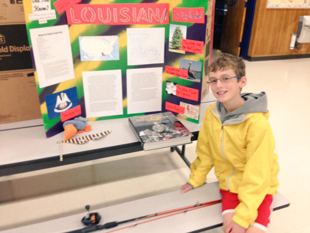 MrsBarsClass's tweet photo. @MsDiPesa So proud of our students' hard work at their #StateFair today! #beproudbedale http://t.co/H2q0Z8hred
