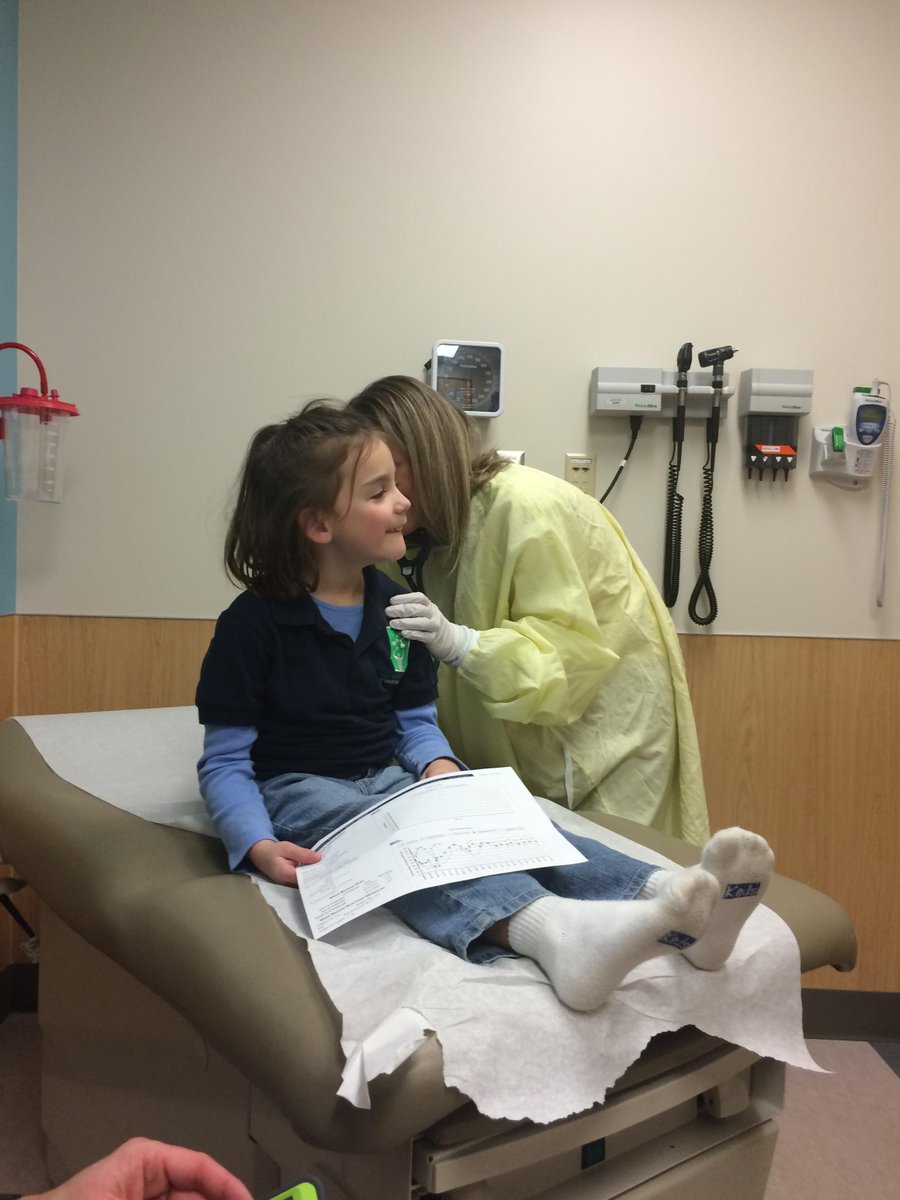 devoschildrens's tweet image. Patients w/ cystic fibrosis have to complete 2 to 3 hours of treatments every day in order to stay “healthy” #CFMonth