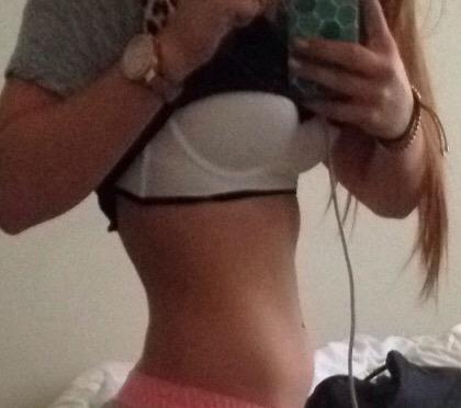 figggyyy's tweet photo. 5 lbs gone in 3 days #fruitsonly http://t.co/jwRM9GtJLo