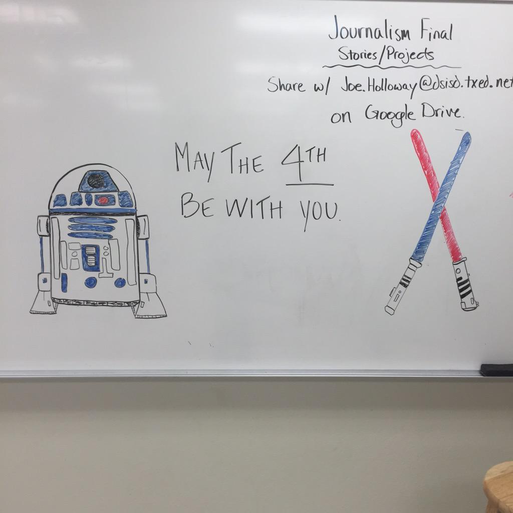 DSHSPawPrint's tweet photo. Loving the yearbook room artwork this week👌 http://t.co/TCI7NwpPa1