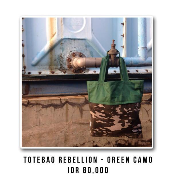 Hellthrash_'s tweet photo. Rebellion two tone camo only 80k http://t.co/jxhNh4Rgyo