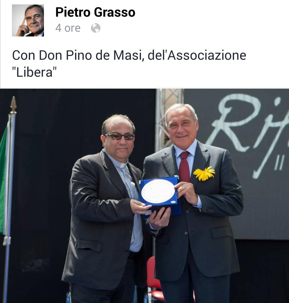 cartavetrataSR's tweet photo. #compensava le #scritturebrevi risparmiando sulle consonanti. Compro una elle.
Acquisti #imperfetti http://t.co/AYEJhyzyYy