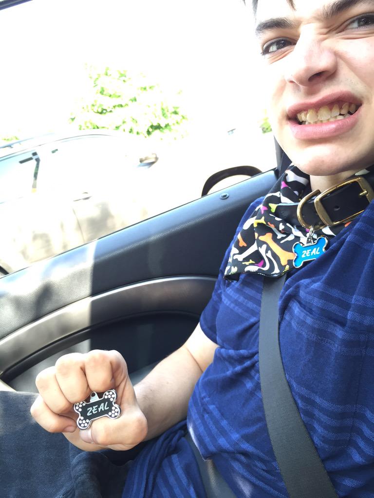 puphandlerwill's tweet photo. Pup Zeal's new collar and name tags. #puppyhandlerwill #gaypup #BDSM #mypuppy #SEA-PAH #SEA #sirwill http://t.co/DF2cUqw49N