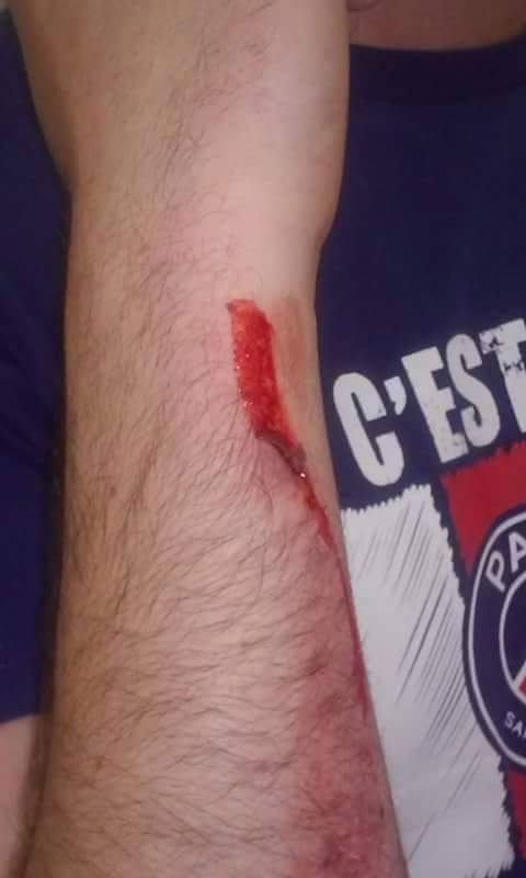 Maticnata's tweet image. Копилињата влегле во читалната Браќа Миладиновци и тепале колега што учел внатре. #протестирам