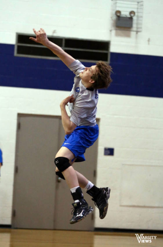 VictoryViewsOH's tweet photo. Great coverage of the Oak Hills vs St. Xavier volleyball games! View JV &amp; Varsity here: http://t.co/mAsK8cxUWt http://t.co/0fE6KtDMts