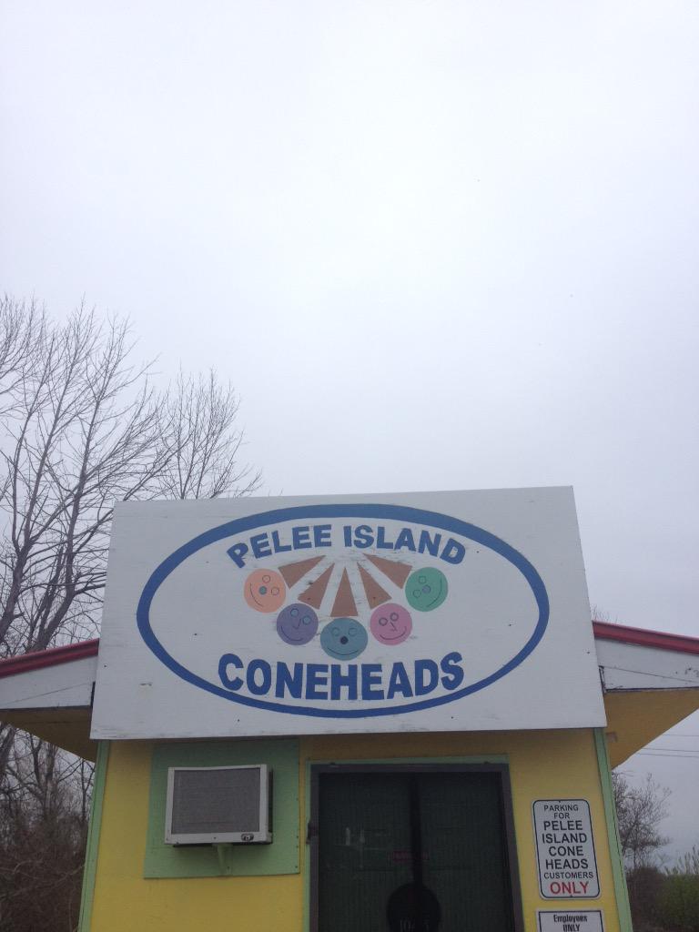 AurellaMoritz's tweet photo. Open for the Season http://t.co/uThAQSJCSh