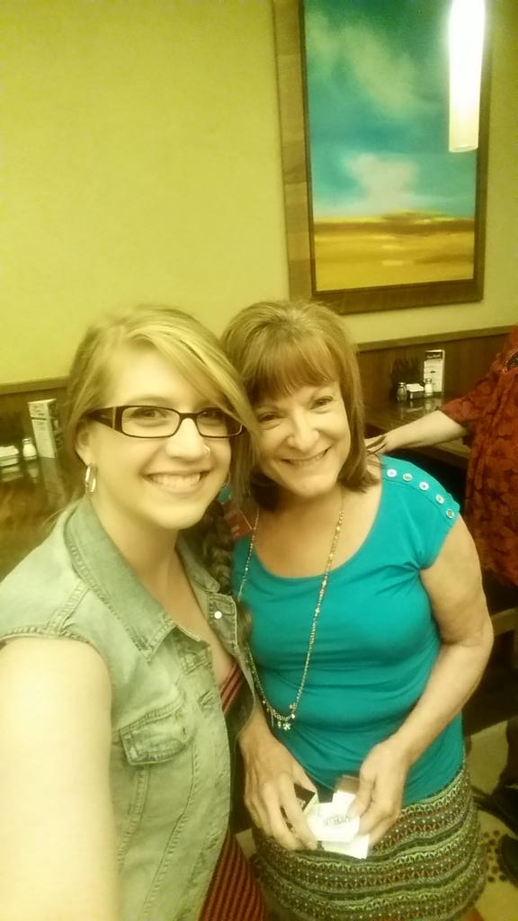 Laura_Rike's tweet photo. Networking out in Las Vegas!! Love meeting new people from all walks of life. #SEVENnetworking #lunchmob #vegas http://t.co/nC0m3tMGkP