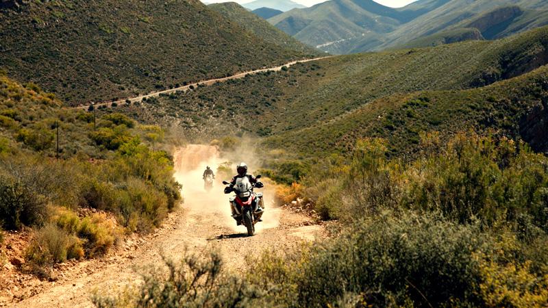 BMWMotorradUSA tweet picture