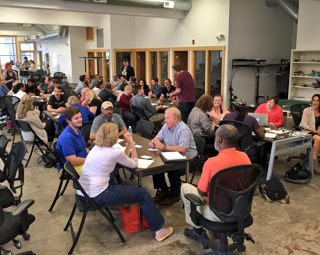 ibelieveinpgh's tweet photo. Interesting #GoGoPgh Crowdfunding campaign Workshop #PGHBeliever @fygment @ThrillMillPgh cc: @ElSistemaPGH #espgh http://t.co/2ItLpnRwCo