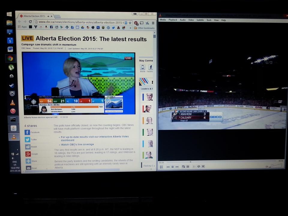 bellinger_'s tweet photo. @stessanienicole Don't worry, hockey is on mute! http://t.co/JwcrLKqUyb