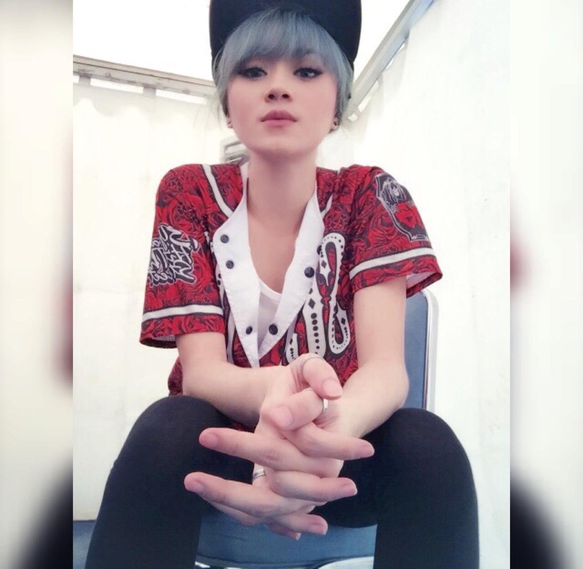 DevittChpdrr06's tweet photo. Neng gingsul laflaf<3<3 http://t.co/t7fEIDfItm