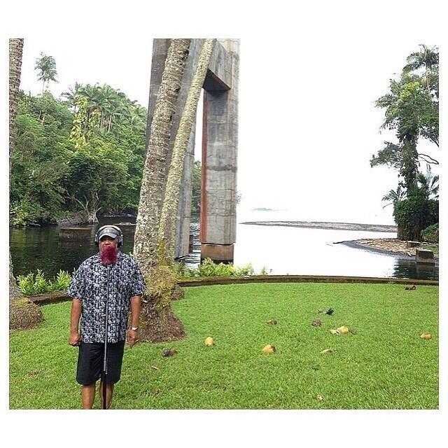 OiwiTV's tweet photo. Mahalo @hipubradio! #ProjectKuleana2 http://t.co/wTGUMVYzvA http://t.co/nyjTh7Mei5