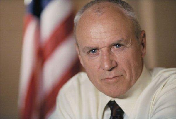 Un crack! 
Happy Birthday, Alan Dale!!!! 