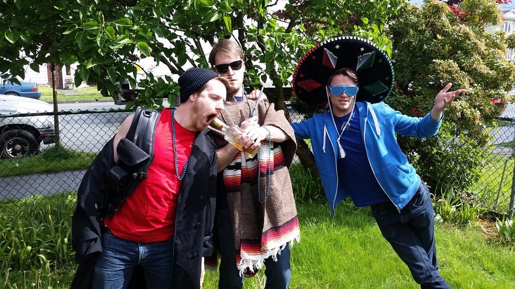 GoonsTheBrain's tweet image. Happy #CincoDeMayo! Today I was force fed #tequila by @GoonsTheBrawn while @GoonsTheBlue looked on. #cinecouphype