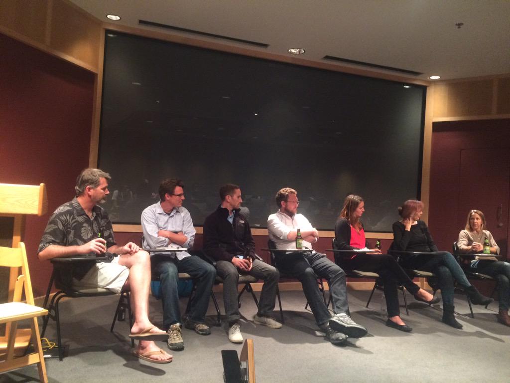 Diversity_KMT's tweet photo. How do you get a post-doc? A faculty position? Funding for research? UCSB faculty and staff dish the skinny! #GSAC http://t.co/9y0rGE1IaT