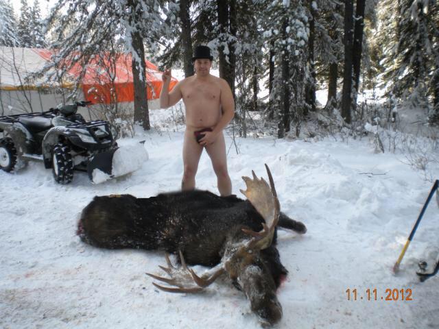 RobDaub's tweet image. Thanks Friend!      "@Joeskin69: Happy Birthday to the beadiest eyed mole person I know @RobDaub @EllisMate @Tully http://t.co/ASptSjOTL0"