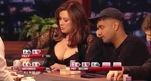 21 Guys Who Knows How To NOT Discreetly Stare bit.ly/1EW91Q9