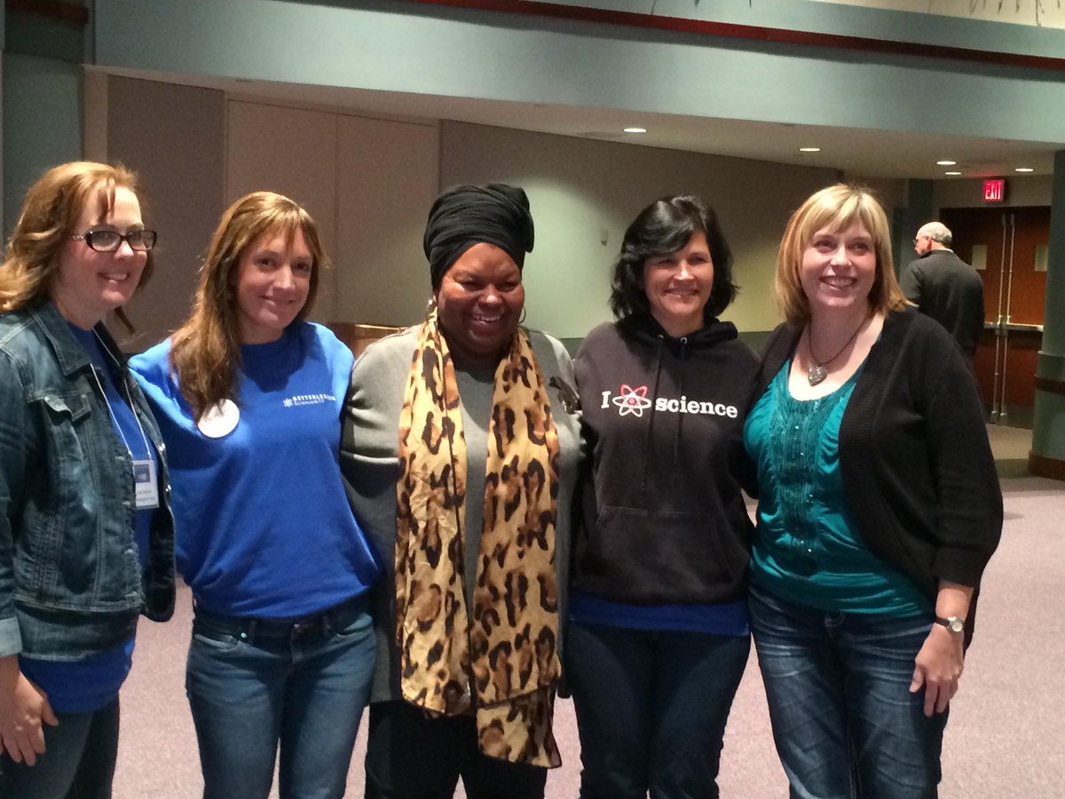 ScienceRosa's tweet photo. Happy Teacher Appreciation!!! http://t.co/QGB7gFzOr0