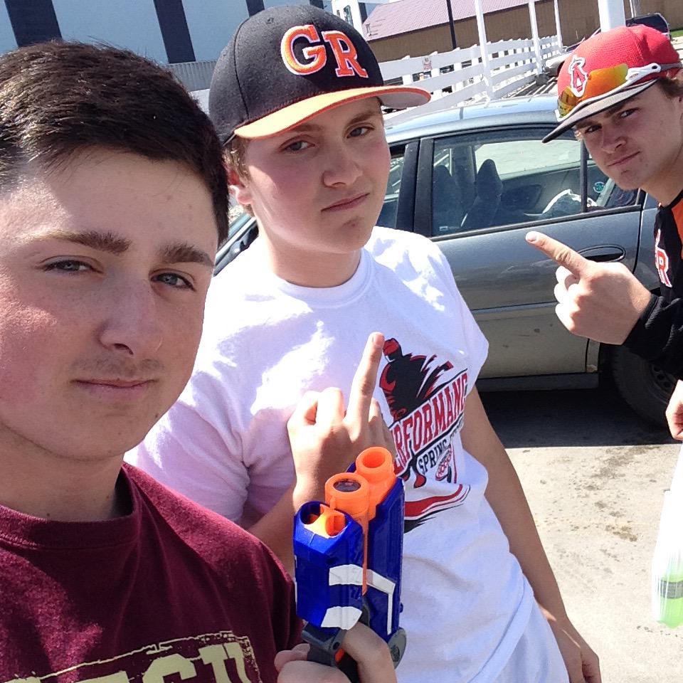 teamsackage2's tweet photo. Kill for team sackage, @HolumGabe @grhsnerf http://t.co/bK4kMg7LAL
