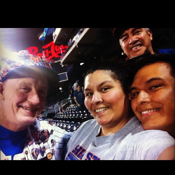 MetsTalk's tweet image. Citifield Fan View: RT @tanny1014 Me, Harry, #pinman and #cowbell man hanging out after a Mets win!!!!!! Nice impro…