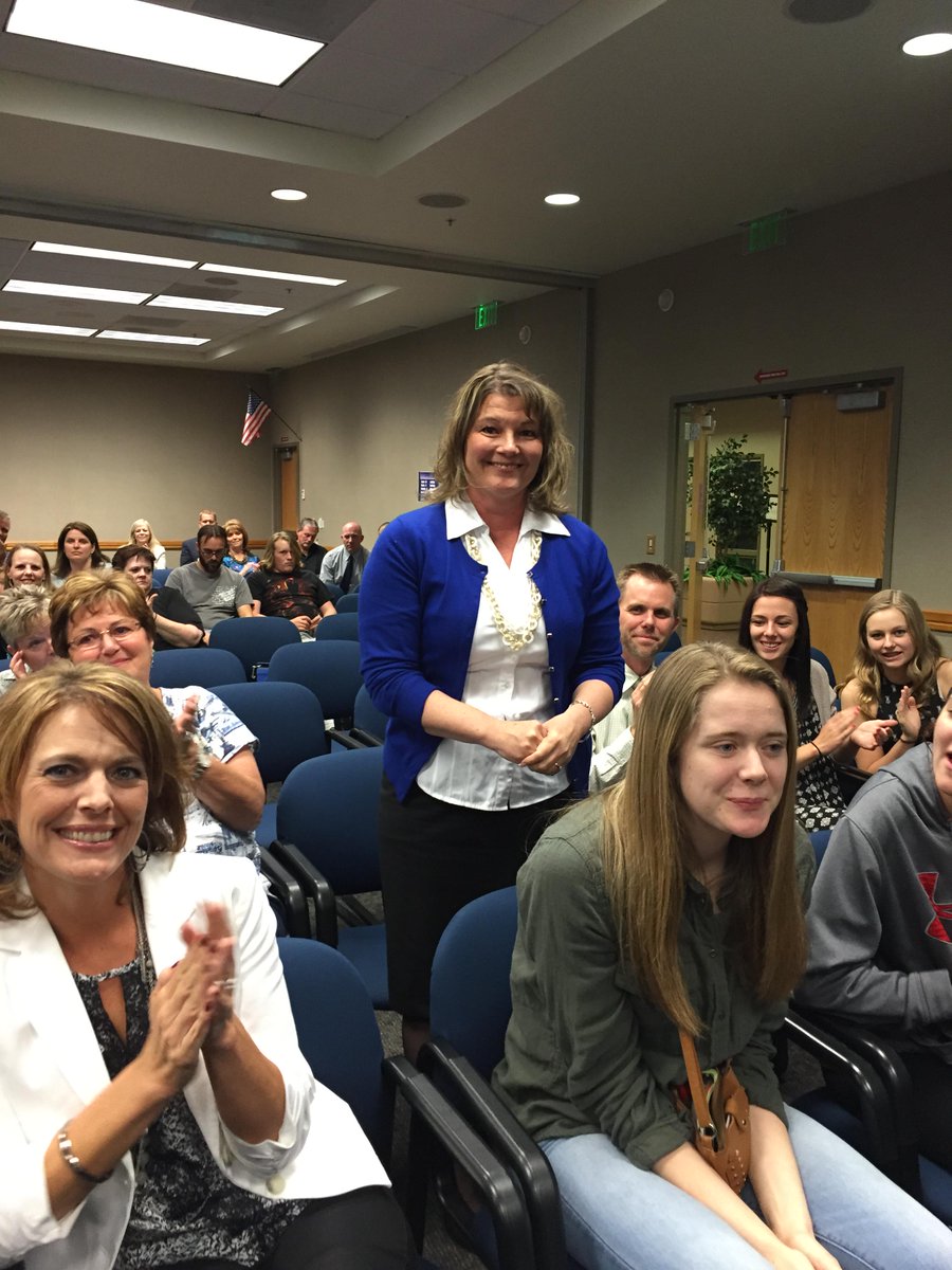 GraniteSchools's tweet photo. Cindy Dunn is the new asst. principal at @JeffersonJHS http://t.co/iIPnDrcTe7