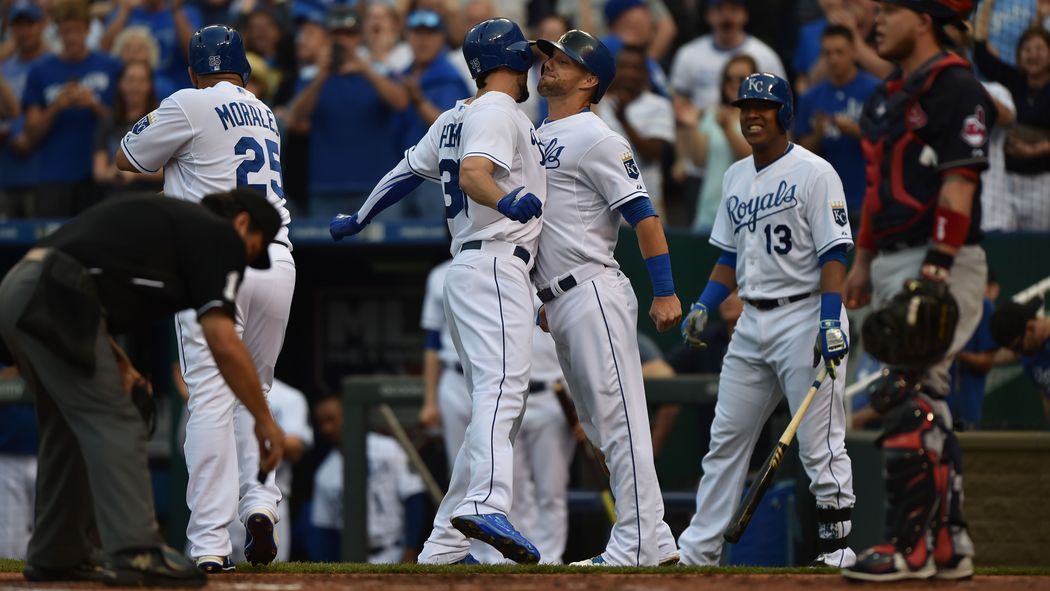 royalsreview's tweet image. Royals ride Hosmer dong, triple to 5 - 3 victory over Cleveland. He is Risen! sbnation.com/e/8321810?utm_…