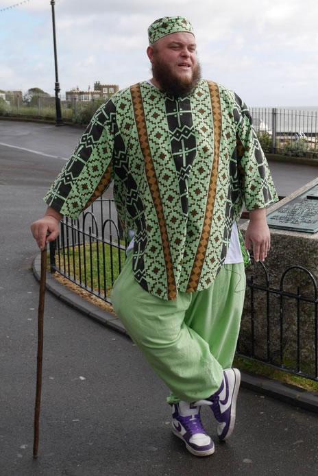 DavidQuine's tweet photo. The 'Al-Zebabist Nation of Ooog' party, heading for a landslide in South Thanet constituency #GE2015 #ukelection2015 http://t.co/KYc3duzZFG