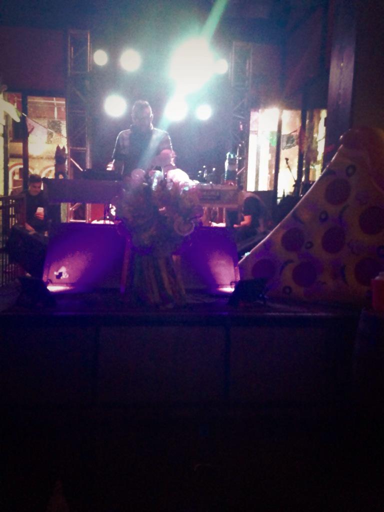 FatGirlSwag8's tweet photo. @LIFTEDATX rain or shine! Put your rain boots, ponchos or come naked and let's go! Happy cinco de mayo fuckers! http://t.co/QO1WfJWfbP